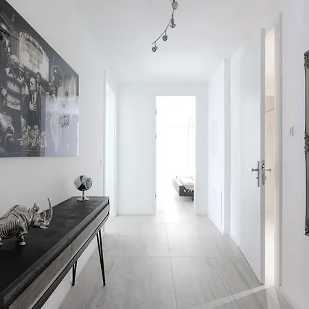 Lulex Iv - Traumwohnung Terasse Garten In Apartmán
